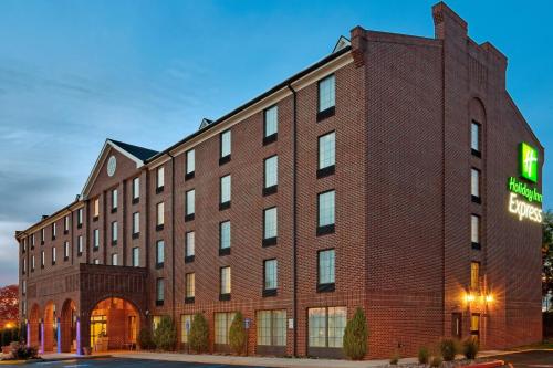 Holiday Inn Express Harrisburg East - Hershey Area, an IHG Hotel