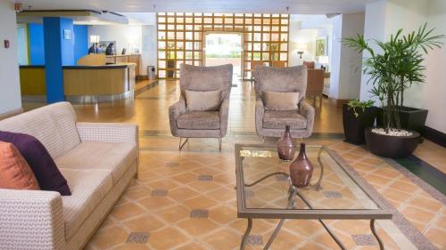 230130316 Holiday Inn Express Monterrey Galerias-San Jeronimo by IHG