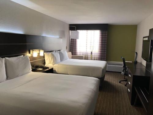 Holiday Inn Express Hotel & Suites Miami - Hialeah/Miami Lakes