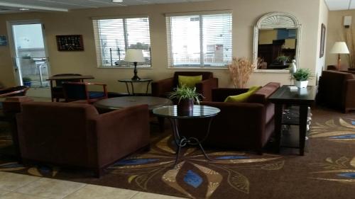 Holiday Inn Express & Suites New Buffalo, MI