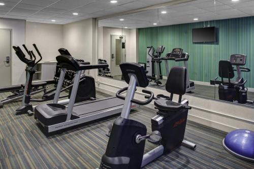 Holiday Inn Express Richmond-Mechanicsville an IHG Hotel - image 9