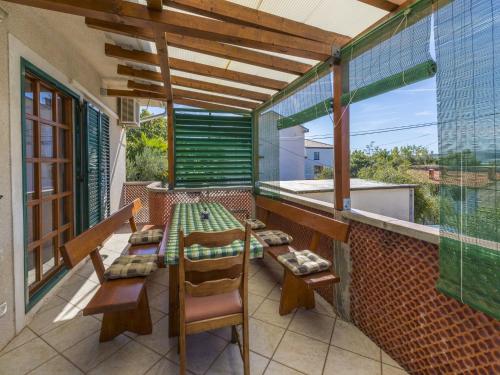 Two-Bedroom Holiday Home image 4