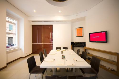 Banquet hall, Rex Lifestyle Hotel in Lungomare Caracciolo