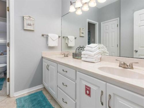 Fernhill By The Sea by Meyer Vacation Rentals - image 9