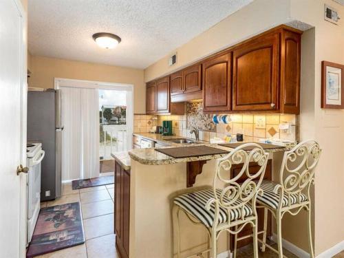 Ft Morgan Town Homes S7 by Meyer Vacation Rentals - image 8