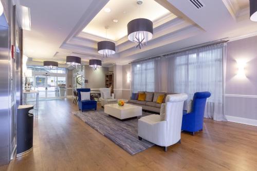 Holiday Inn Express Savannah - Historic District an IHG Hotel - image 6