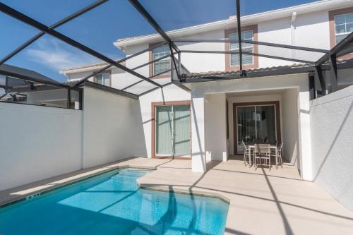 *Toy Story Bedroom* at Storey Lake by Fidelity ID:264375 - image 6