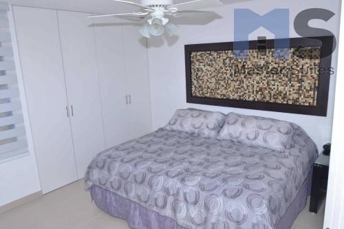 Moderna Suite Alberca Ubicadísima Av Bernardo Quintana 9A in Mendiola, Mexico