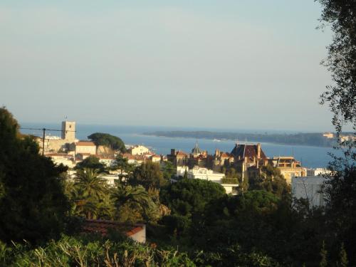 B&B Villa Feline – Cannes, CT