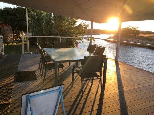 Facilities, Pelican Point Waterfront Resort  in Carnarvon