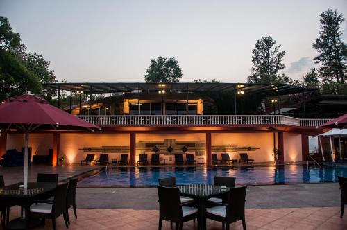 Piscina, Brightland Resort & Spa in Mahabaleshwar