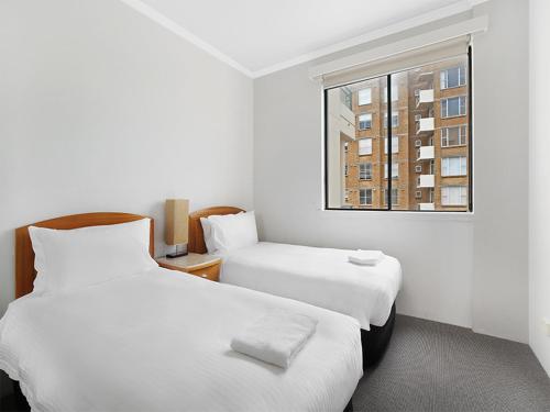 The Coogee View Beachfront Serviced Apartments - image 14