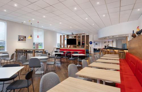 A szálláshely kívülről, Holiday Inn Express Strathclyde Park M74, Jct 5 By IHG in Orbiston