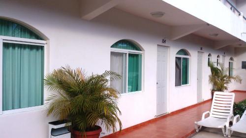 Hotel Maricarmen – Manzanillo, NC