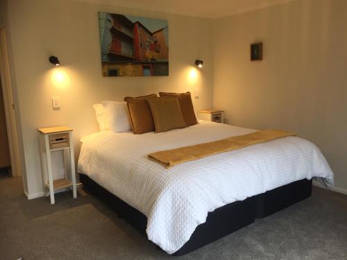 Deluxe Double or Twin Room with Garden View