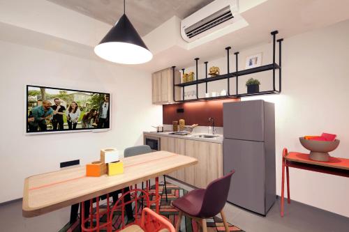 All Together - 2 Bedroom image 2