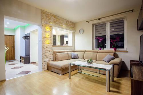 Villa Broniewskiego - Zakopane Apartamenty Pokoje – Zakopane, IA