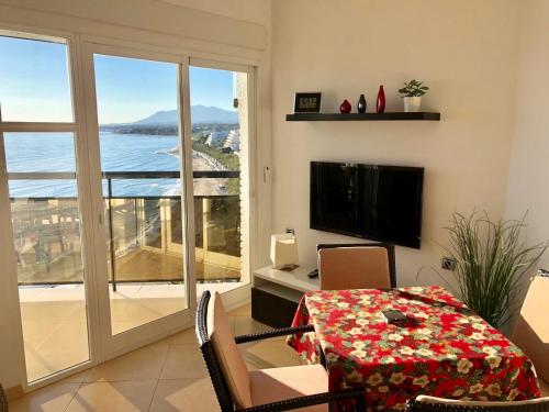 Skol Apartments Marbella - image 14