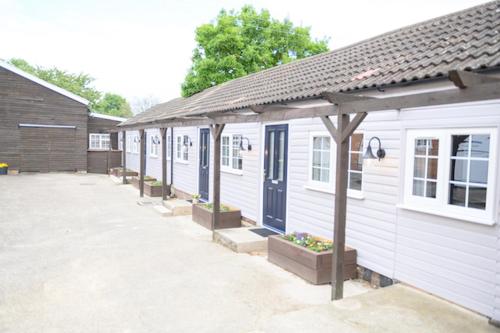 Bradford Apartment at West Drayton Farm