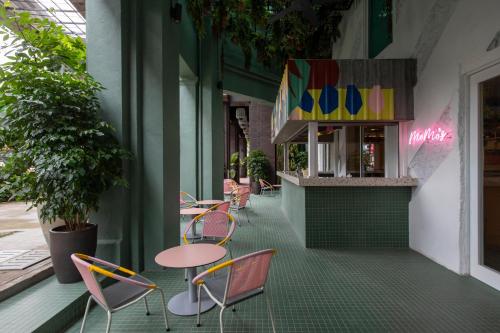 Facilities, MoMo's Kuala Lumpur in Kuala Lumpur