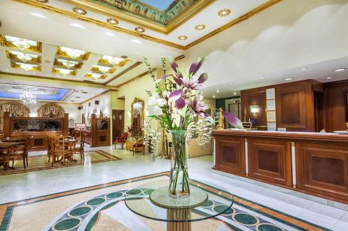 Imperial Palace Classical Hotel