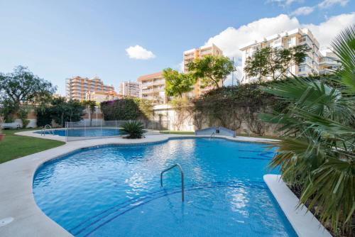 FAMILY Aguamarina Front the sea Free Parking