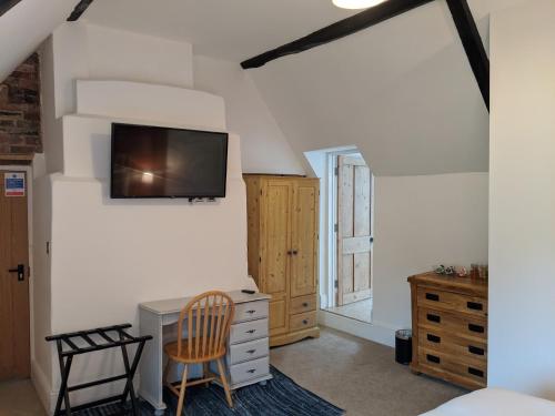 Elderbrook House - image 4