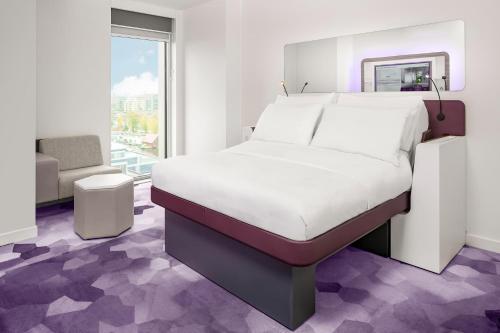 YOTEL Amsterdam - image 14