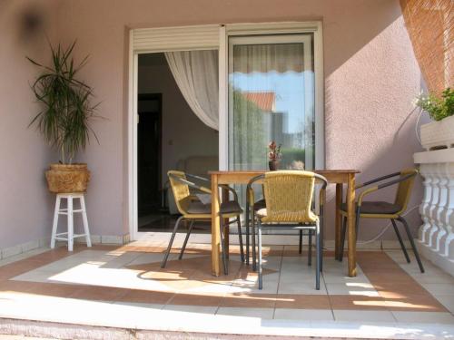 balkon/terras, ZSA ZSA HOLIDAY HOME in Srima