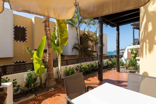  Cute next to beach & pool- P27 By CanariasGetaway, Unterkunft in Playa del Aguila