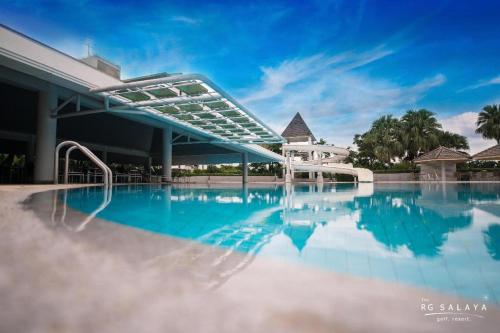 The Royal Gems Golf Resort in Nakhon Pathom