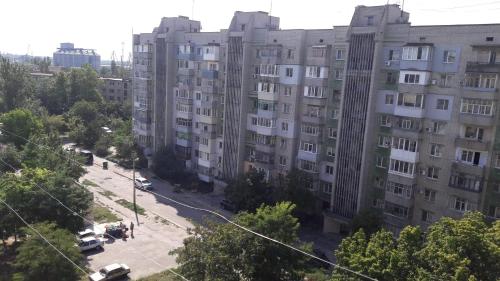 Солнечная двушка в порту