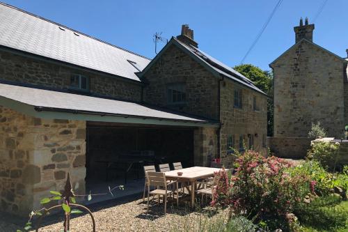 Glaneirw Coach House, , West Wales