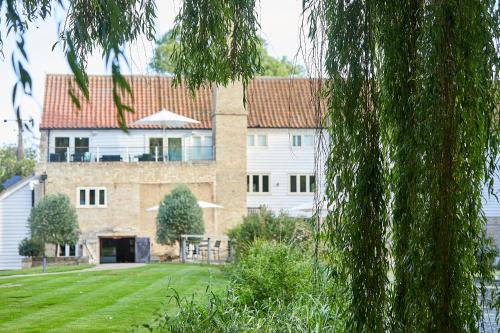 Tuddenham Mill Luxury Hotel