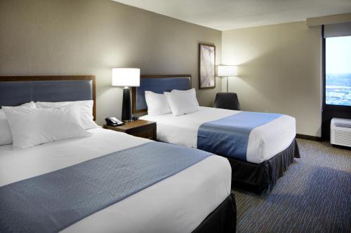 聖克勒斯維爾-威靈溫德姆溫蓋特酒店 (Wingate by Wyndham St. Clairsville/Wheeling) in 聖克萊爾斯維爾