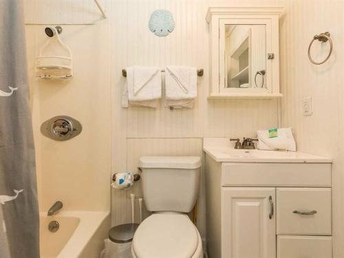 The Breeze by Meyer Vacation Rentals - image 9
