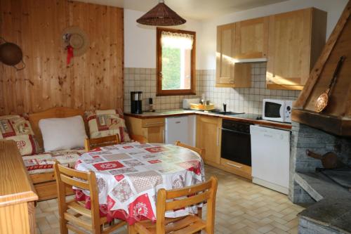 Chalet avec jardin in Bourg-Saint-Maurice City Center