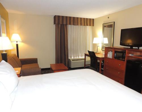 Holiday Inn Express Trussville, an IHG Hotel