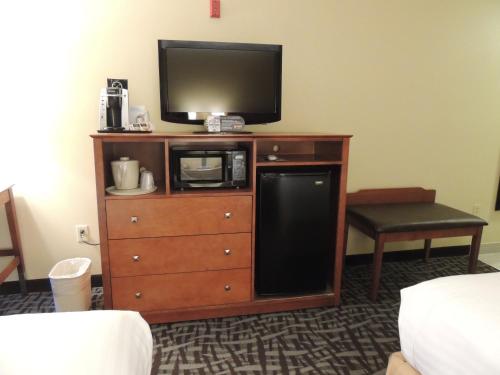 Holiday Inn Express Trussville, an IHG Hotel