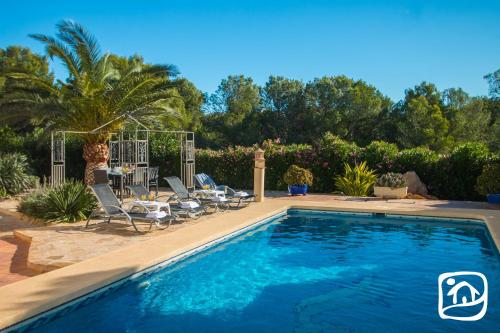 Abahana Villas Garduix - image 4