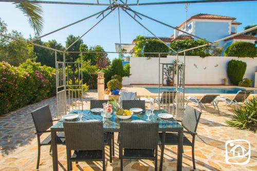 Abahana Villas Garduix - image 9