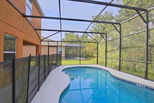 Spectacular Big House, 4 Bedrooms, Private Pool in Kissimmee, USA