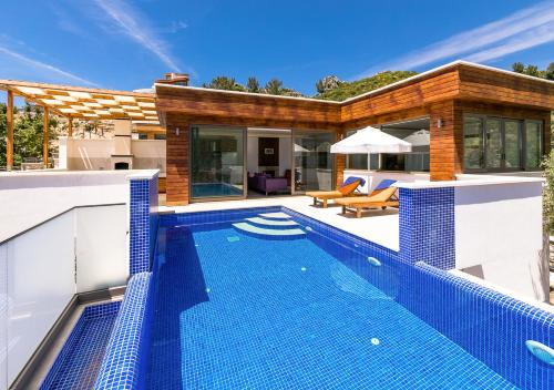 Villa 1 Sleeps 2 Honeymoon Isolated Infinity-Villa Orkide