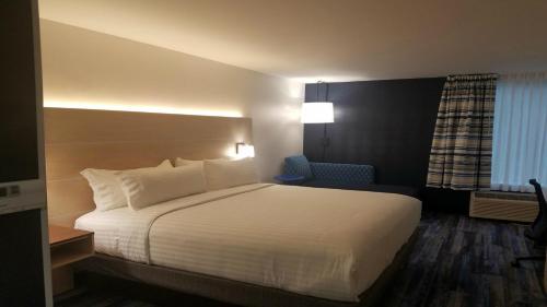 Holiday Inn Express - Williamsburg Busch Gardens Area, an IHG Hotel