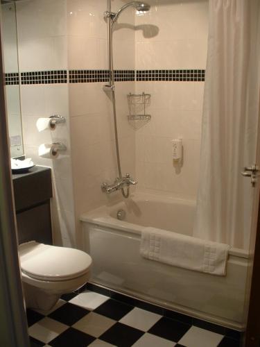 Holiday Inn Wolverhampton - Racecourse an IHG Hotel - image 7