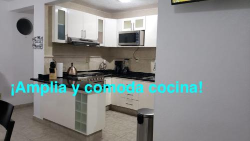DEPA 100 POR CIENTO FAMILIAR ACAPULCO CERCA DEL MAR CON ROFF GARDEN y JACUZZI near General Juan N. Álvarez nemzetközi repülőtér