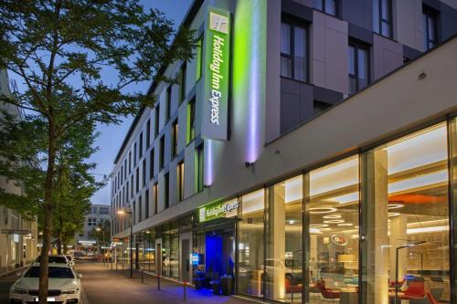 Holiday Inn Express Stuttgart-Waiblingen, an IHG hotel - Hotel - Waiblingen