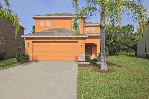 Spectacular Big House, 4 Bedrooms, Private Pool in Kissimmee, USA