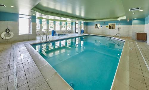 Holiday Inn Express Hotel & Suites Medford-Central Point, an IHG Hotel