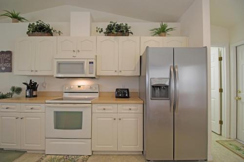 Family vacations - 3bed poolhome in Hernando, USA